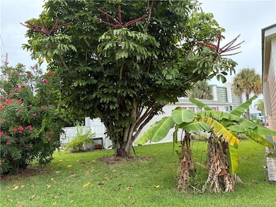 2129 Nettles Blvd, Jensen Beach, FL 34957 - photo 4