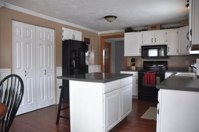 20 Floyd Ave, Manchester, NH 03103 - photo 6