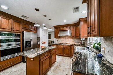 7411 Magnolia Shadows Ln, Houston, TX 77095 - photo 5