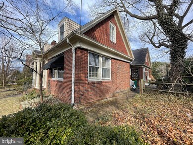 529 Bishop Ave, Chambersburg, PA 17201 - photo 4