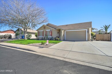 6223 E Ivyglen St-3