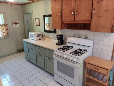 815 Broad Rock Rd, Wakefield, RI 02879 - photo 5