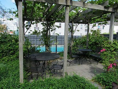 147 Water St unit 2N, Warren, RI 02885 - photo 4