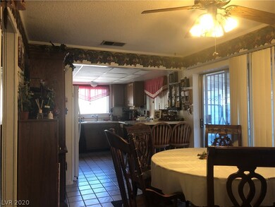 Kitchen With Breakfast Nook