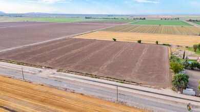 1810 Jana Dee Rd unit Lot 4, El Centro, CA 92243 - photo 3