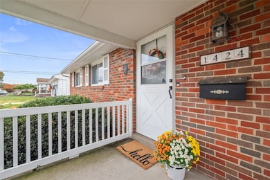 1424 Sampson St, Conway, PA 15027 - photo 6