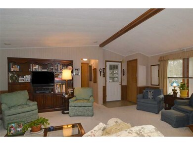 13 Holiday Ct, Wakefield, RI 02879 - photo 5