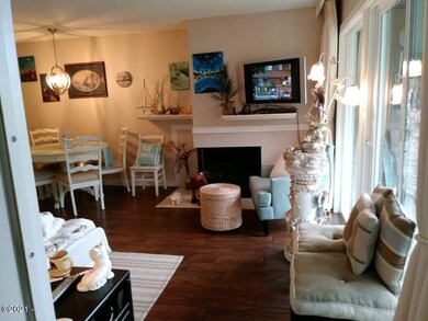 Fireplace/Living
