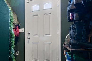 32 Mechanic St, Farmington, NH 03835 - photo 5