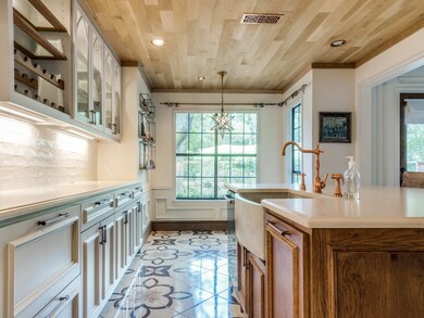 2715 Lawtherwood Ct, Dallas, TX 75214 - photo 6