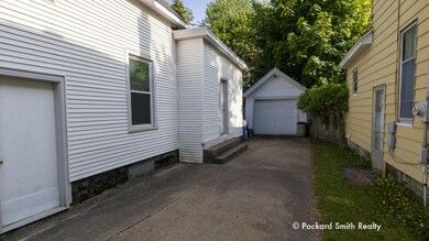 16 Elmwood Street NW_4