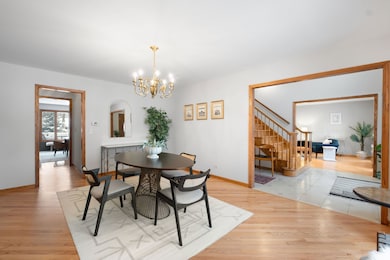 1045 Crystal Ct, Glenview, IL 60025 - photo 6