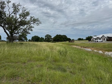 960 S Eagle St unit 4, Fredericksburg, TX 78624 - photo 6