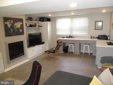 168 Floral Dr, Morrisville, PA 19067 - photo 7