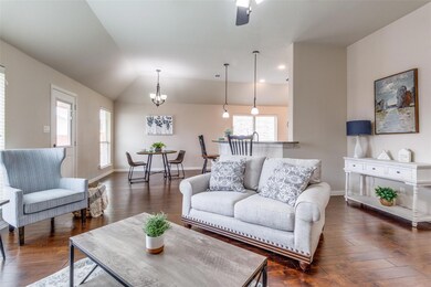 1814 Bersand Ave, Gainesville, TX 76240 - photo 3