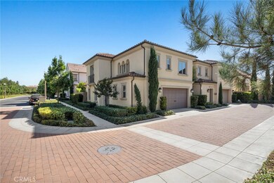 Single loaded street at the end of a cul-de-sac.