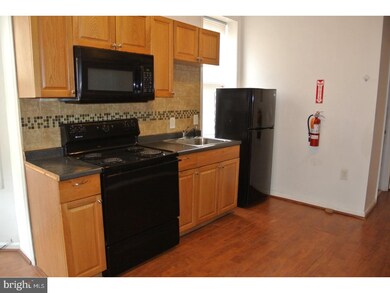 2826 W Oxford St unit 2ND FL, Philadelphia, PA 19121 - photo 4