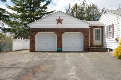 27 Arnold St, Ludlow, MA 01056 - photo 7
