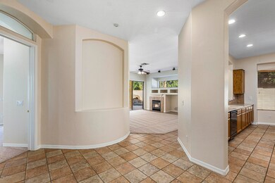 003-820 W Oriole Way001