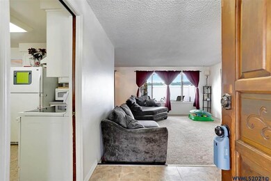 1526 Kamela Dr S, Salem, OR 97306 - photo 2