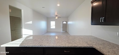 4007 Tyler Ave unit C, El Paso, TX 79930 - photo 6
