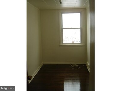 482 Westmont Dr, Darby, PA 19023 - photo 6