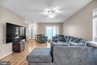 562 Steeplechase Ct unit J562, Woodbury, NJ 08096 - photo 7