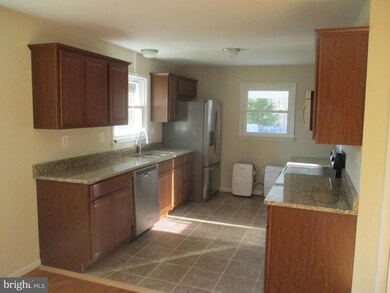 5795 Bumpy Oak Rd, La Plata, MD 20646 - photo 2