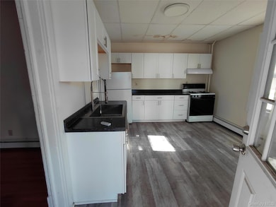 8 Center St unit 1, Kingston, NY 12401 - photo 2