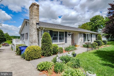 23 W 17th St, Front Royal, VA 22630 - photo 2