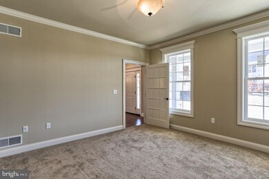 2811 Sweetbriar Dr, Harrisburg, PA 17111 - photo 6