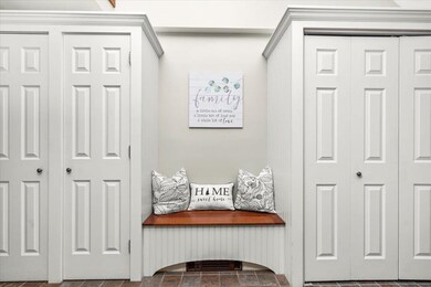 211 Hedgerose Ln, Contoocook, NH 03229 - photo 5