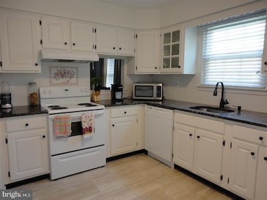 6 Adner Dr, Mount Laurel, NJ 08054 - photo 5