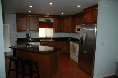 920 E Manhatton Dr, Tempe, AZ 85282 - photo 4