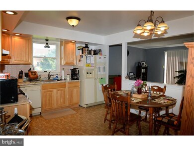 1144 Stoneham Cir, Hatfield, PA 19440 - photo 7