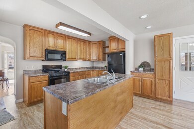 1710 Parker St, Cedar Falls, IA 50613 - photo 6