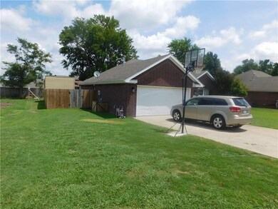 604 Herron St, Prairie Grove, AR 72753 - photo 5