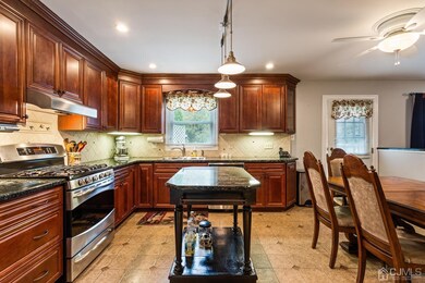 315 Pulaski St unit 315A, Dunellen, NJ 08812 - photo 5