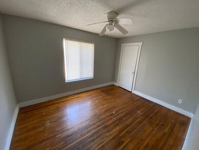 1107 E. 22nd Ave. 6