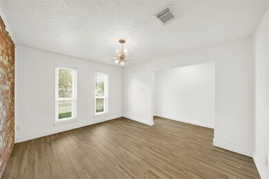 3732 Laura Leigh Dr, Friendswood, TX 77546 - photo 5