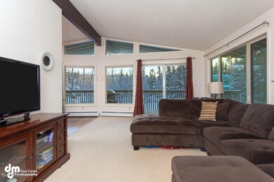Living Room 7569-SMALL
