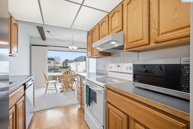 2401 W Canal Dr unit 9-D, Kennewick, WA 99336 - photo 5