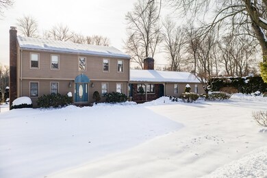 29 Fernwood Dr, Wilbraham, MA 01095 - photo 2