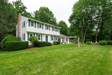 3 Olde Coach Rd, Derry, NH 03038 - photo 2