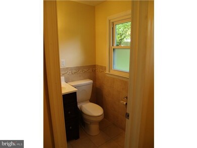 2112 Peachtree Dr, Wilmington, DE 19805 - photo 5