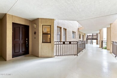 1-web-or-mls-5104-n-32nd-st-336