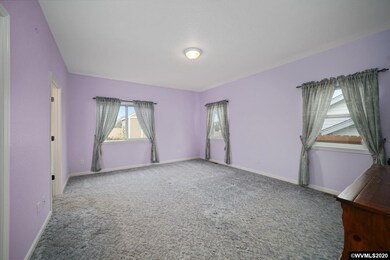 486 NE Holiday Ave, Dallas, OR 97338 - photo 5