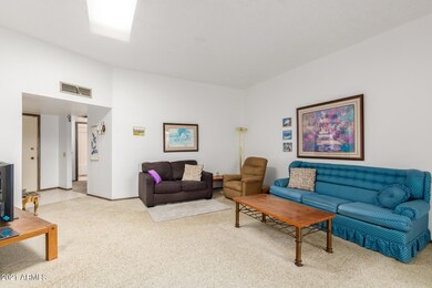 10516 W Palmeras Dr unit 39, Sun City, AZ 85373 - photo 7