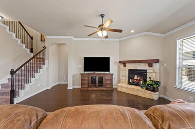 3913 Crosstrees Dr, Lake Dallas, TX 75065 - photo 4