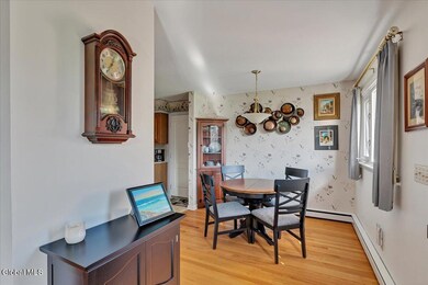 22 Maxwell St, Albany, NY 12208 - photo 7